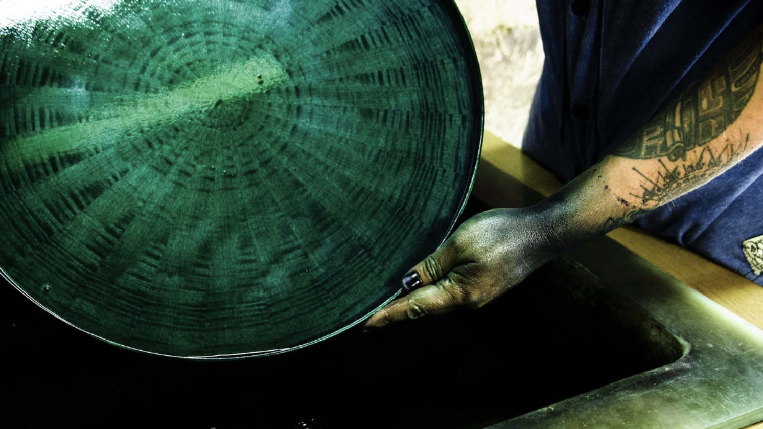 Round Rays Tray "Indigo Dyed" Large-Mori Kougei Wooden Trays-Japan-Best.net