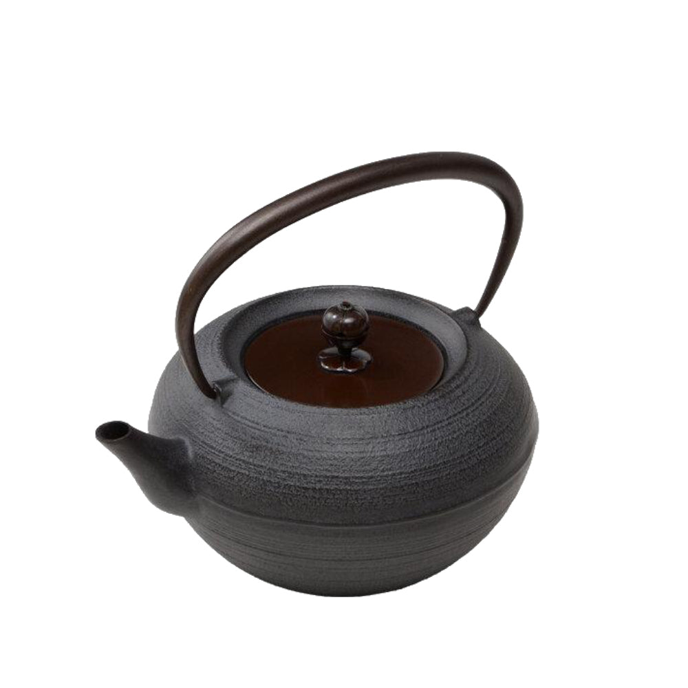 Crest Collection Cast Iron Tea Pots : Pre-order-Chushin Kobo Iron Kettles-Hiratsubo 0.7-Japan-Best.net
