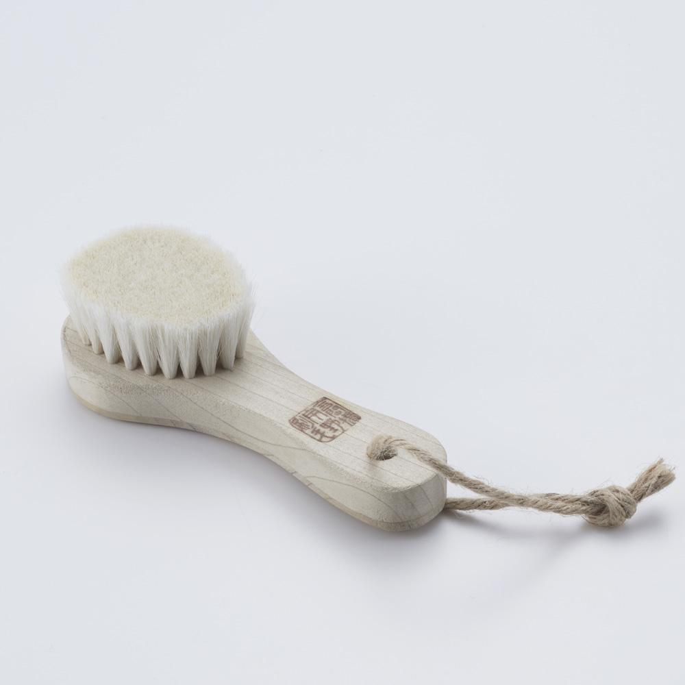 UNO HAKE Goat Hair Face Brush Soft-Japan-Best.net-Japan-Best.net