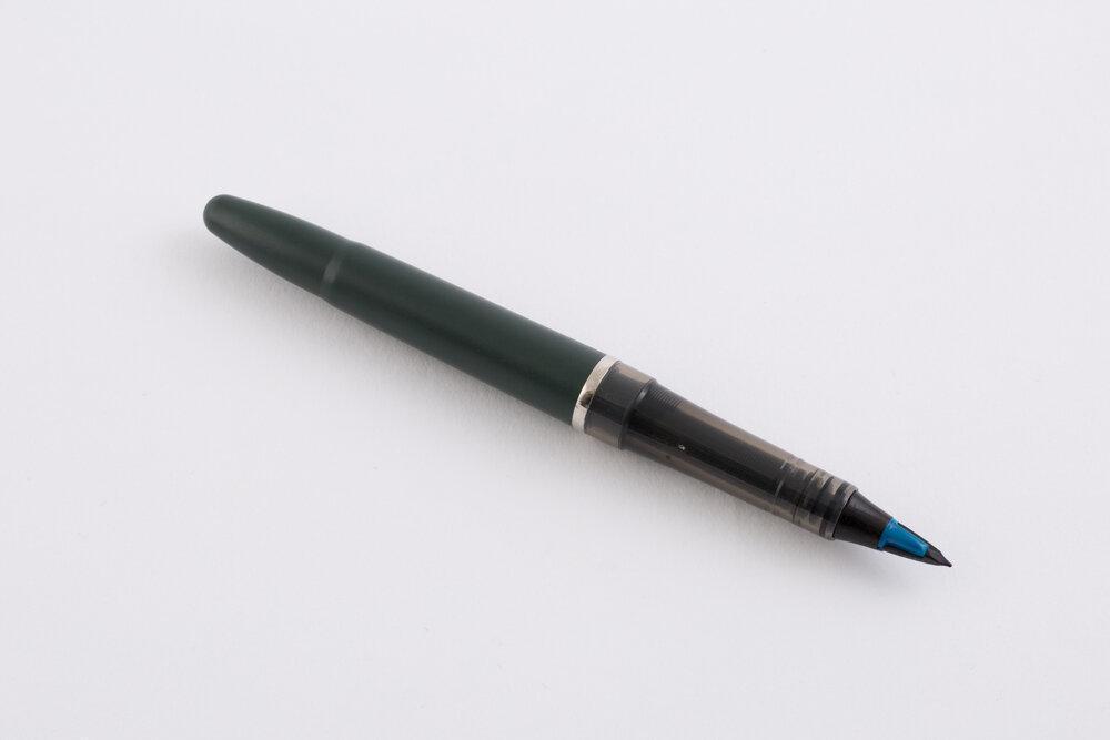 Craft Design Technology :  Tradio Plastic Fountain Pen - Japan-Best.net